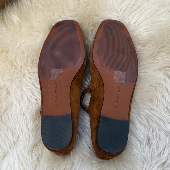 Madewell The Mylie T Strap Flat in Suede - Picture 5 of 5